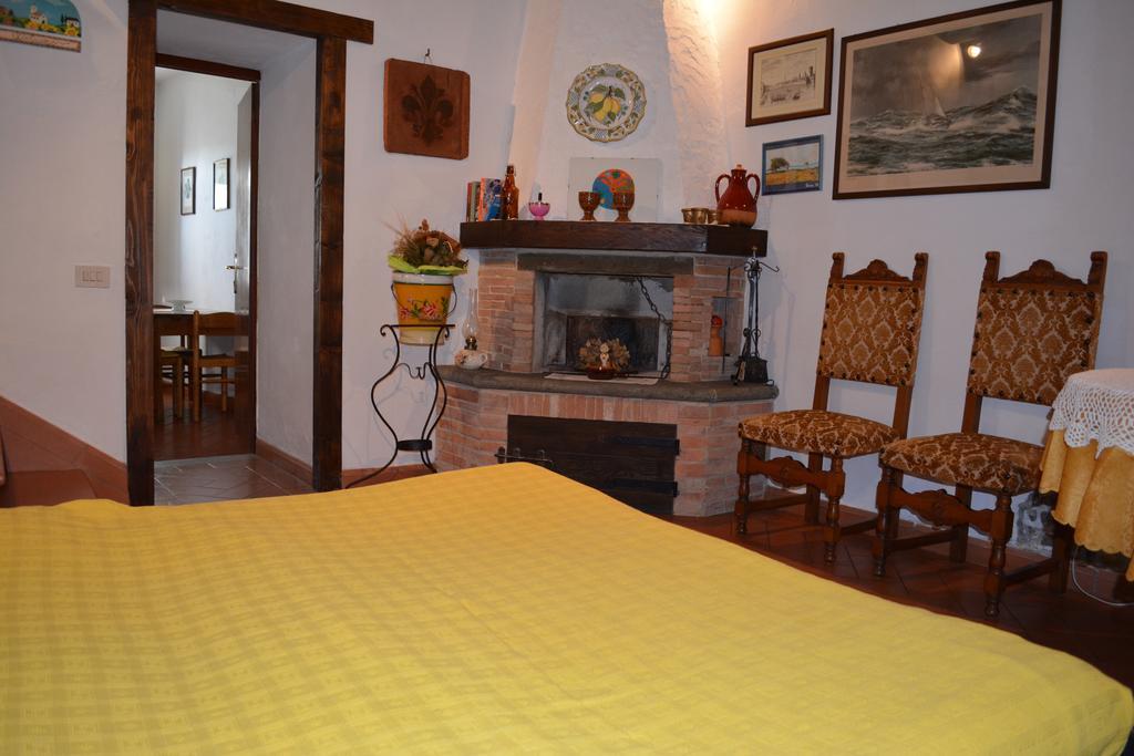 Ripabuia Villa Marcialla Rum bild